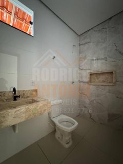 Casa A Venda com 2 quartos no bairro Vila Anália