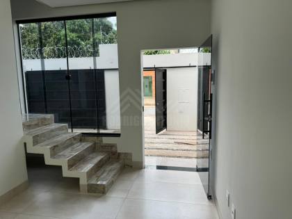 Sobrado com 3 quartos 1 suíte no bairro Planalto em Montes Claros