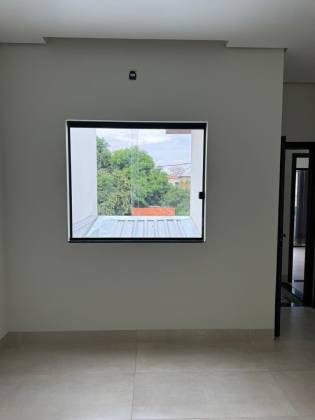 Sobrado com 3 quartos 1 suíte no bairro Planalto em Montes Claros