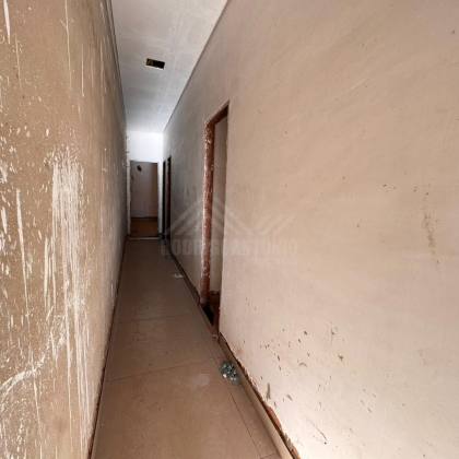 Casa com 3 quartos e garagem coberta no bairro Jardim Primavera