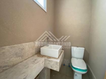 Casa em Condomínio Para Alugar com 3 quartos, 1 suíte no bairro Reserva Real
