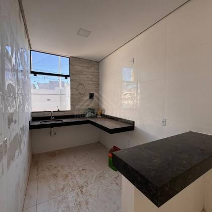 Casa com 3 quartos 1 suítes no bairro Jardim Primavera