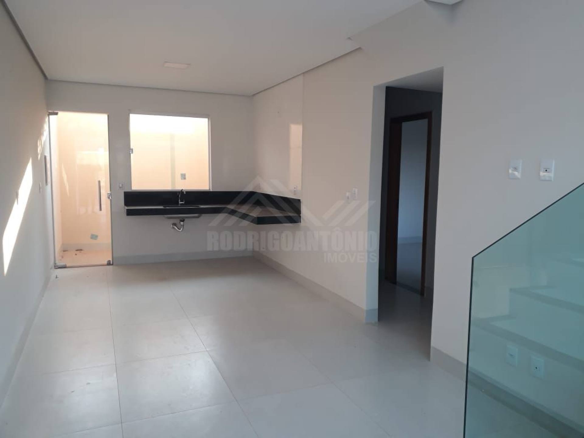 Apartamento  com 3 quartos 1 suíte no bairro Planalto