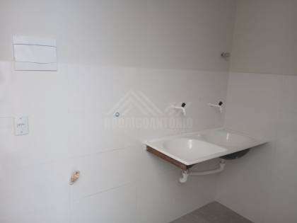 Sobrado Para Vender com 3 quartos 1 suítes no bairro Guarujá
