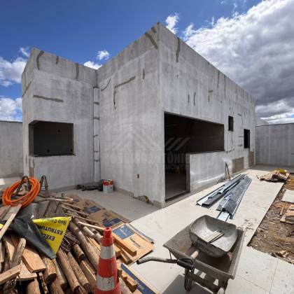 Casa Para Vender com 3 quartos no bairro Jardim Olímpico