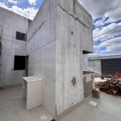 Casa Para Vender com 3 quartos no bairro Jardim Olímpico