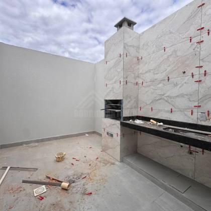 Casa Para Vender com 3 quartos 1 suítes no bairro Canelas