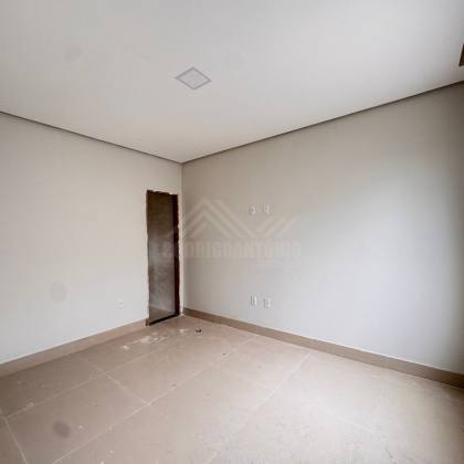 Casa Para Vender com 3 quartos 1 suítes no bairro Canelas