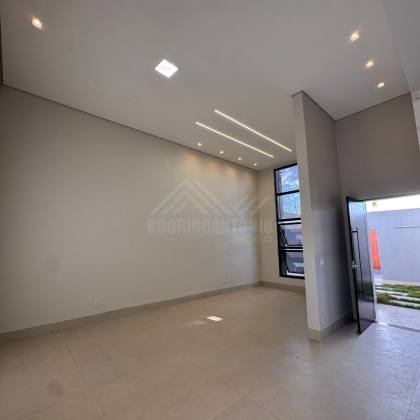 Casa com 3 quartos, 1 suíte e closet no bairro Monte Belo