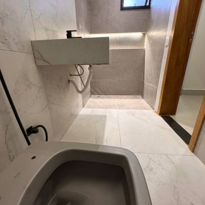 Casa com 3 quartos, 1 suíte e closet no bairro Monte Belo