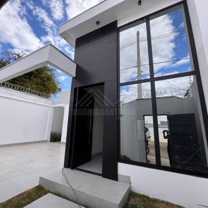 Casa alto padrão com 3 quartos 1 suíte no bairro Mirante do Sol