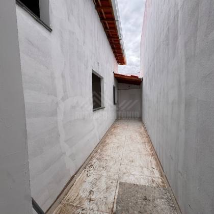 Casa EM FASE DE ACABAMENTO com 3 quartos no bairro Carmelo