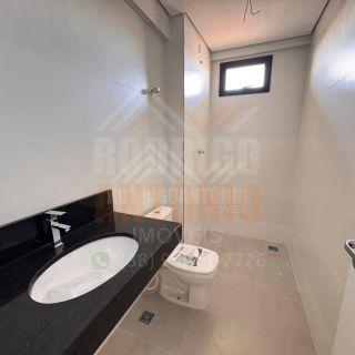 Apartamento Para Alugar com 3 quartos, sendo 1 suíte no bairro Centro
