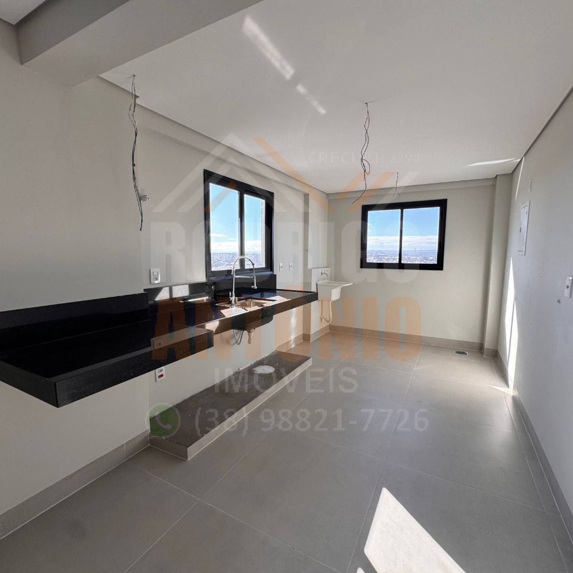 Apartamento para Alugar com 3 quartos com 1 suíte no Bairro Centro