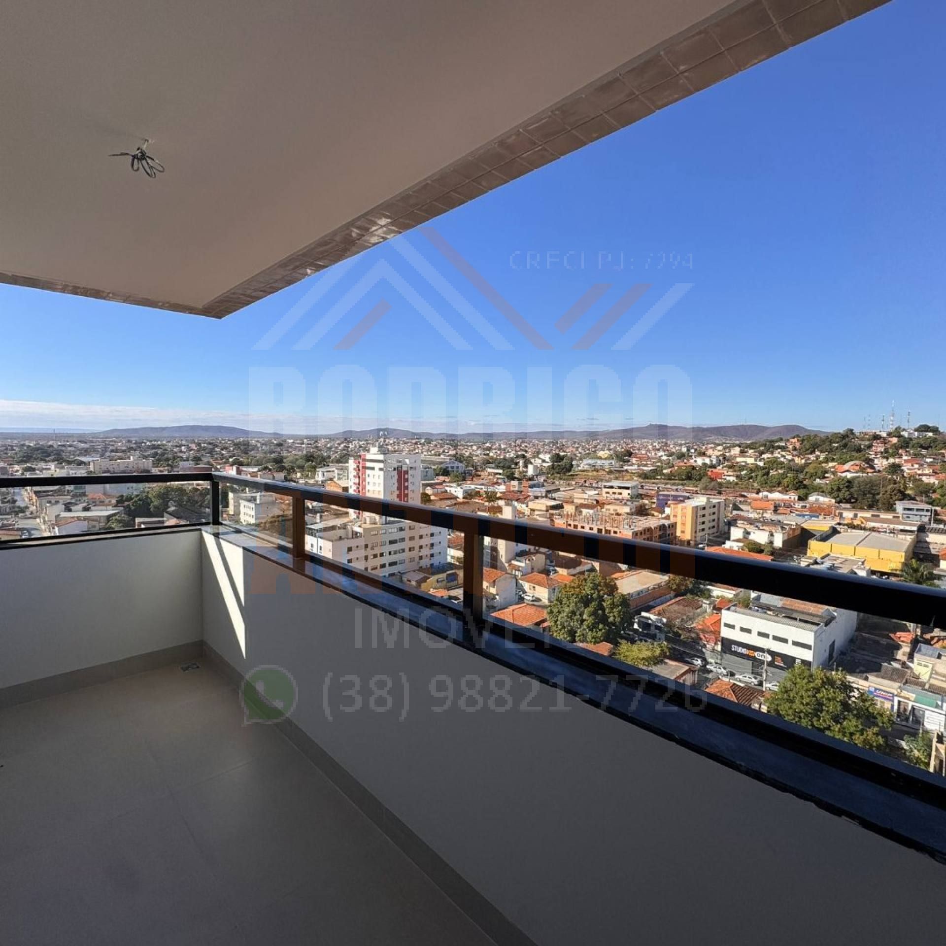 Cobertura para Alugar com 3 quartos sendo 1 suíte no bairro Centro