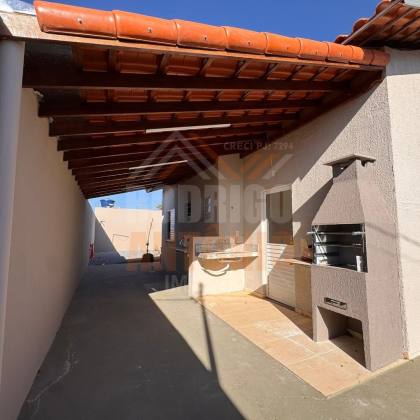 Casa Para Vender com 2 quartos, sendo 1 suíte no bairro Portal dos Ipês em Montes Claros