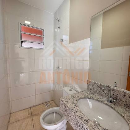 Casa Para Vender com 2 quartos, sendo 1 suíte no bairro Portal dos Ipês em Montes Claros