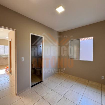 Casa Para Vender com 2 quartos, sendo 1 suíte no bairro Portal dos Ipês em Montes Claros
