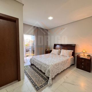 Sobrado à venda com 3 quartos sendo 1 suíte no bairro Jardim Panorama