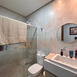 Sobrado à venda com 3 quartos sendo 1 suíte no bairro Jardim Panorama