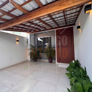 Sobrado à venda com 3 quartos sendo 1 suíte no bairro Jardim Panorama