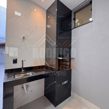Casa Para Vender com 3 quartos sendo 1 suíte no bairro Delfino Magalhães em Montes Claros