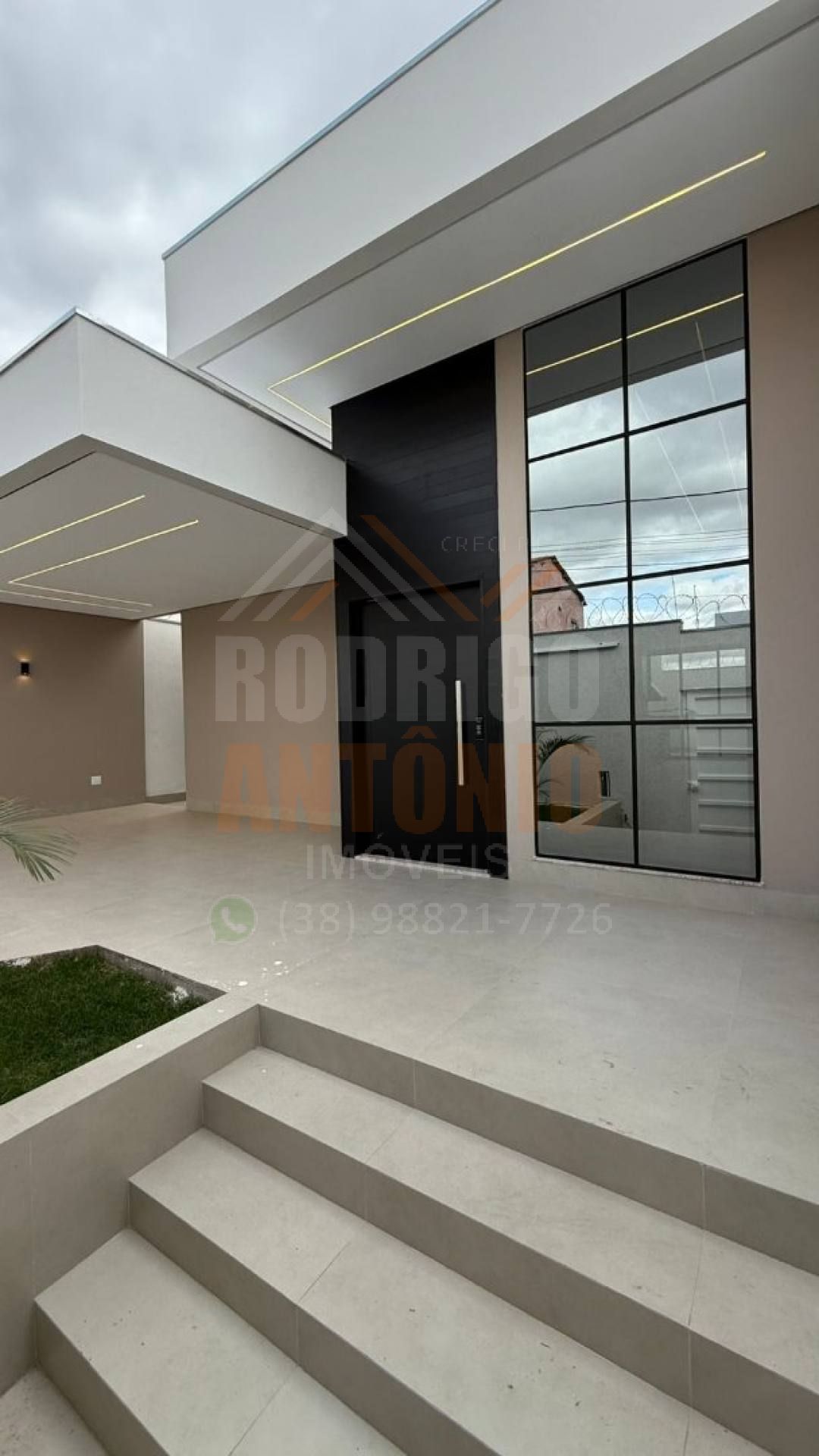 Casa à venda com 3 quartos sendo 1 suíte no bairro Vila Nova