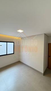 Casa à venda com 3 quartos sendo 1 suíte no bairro Vila Nova