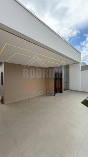 Casa à venda com 3 quartos sendo 1 suíte no bairro Vila Nova