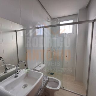 Apartamento à venda com 2 quartos sendo 1 suíte no bairro Raul Lourenço