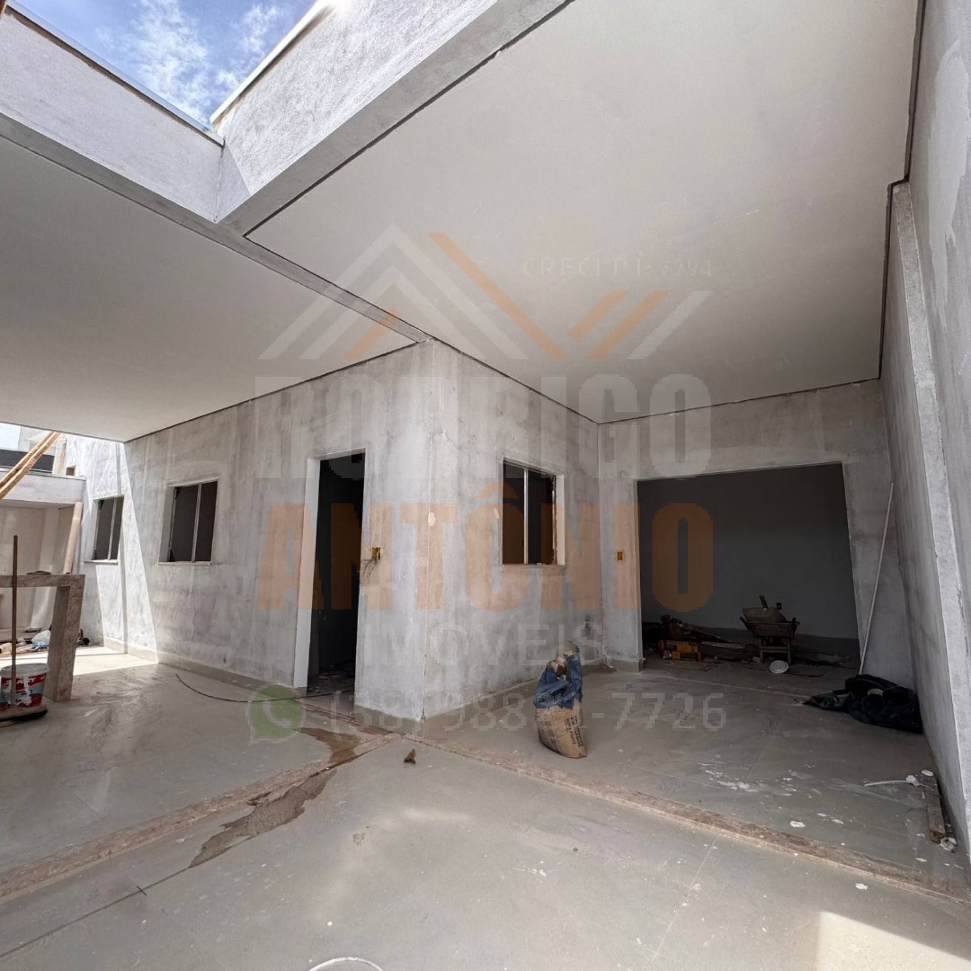 Casa à venda com 3 quartos sendo 1 suíte no bairro Prolongamento Todos os Santos