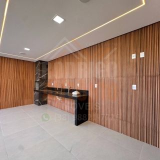 Linda Casa à venda com 3 quartos sendo 1 suíte no bairro Planalto