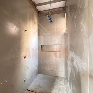 Casa à venda com 3 quartos 1 suíte no bairro Universitário