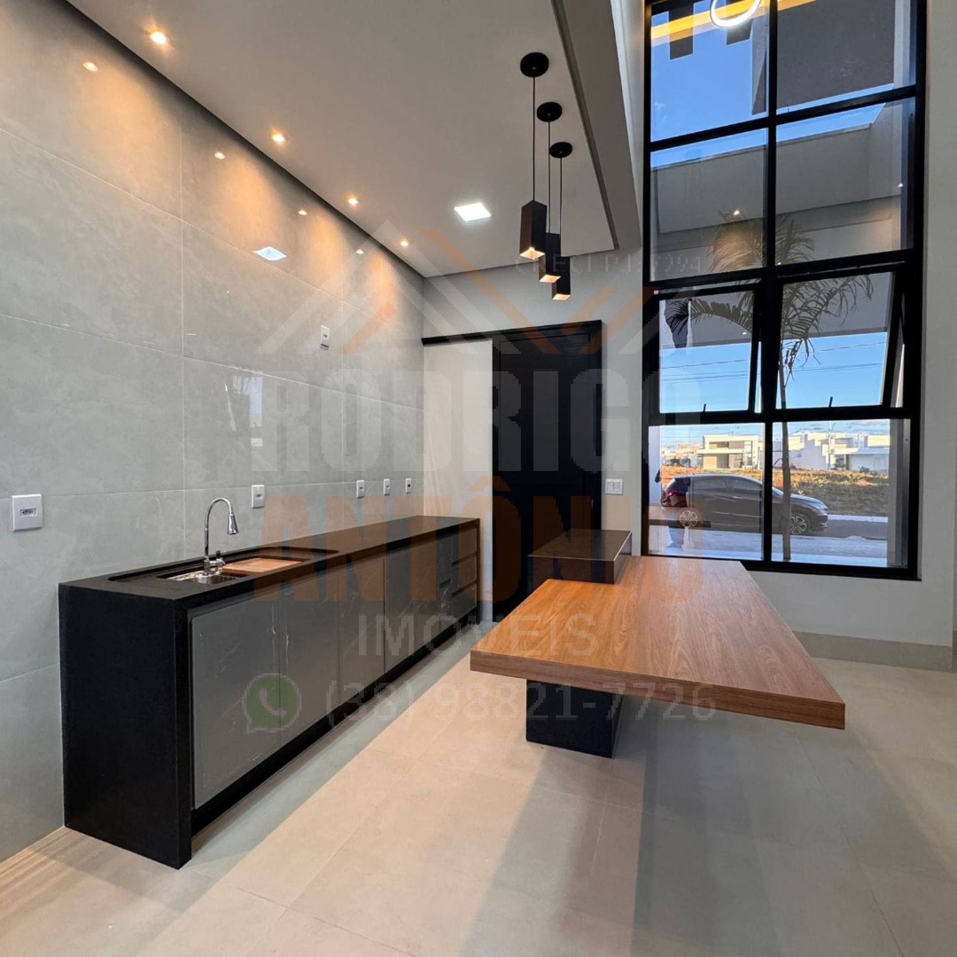 Casa à venda com 3 quartos sendo 1 suíte no Condomínio Vila Segura