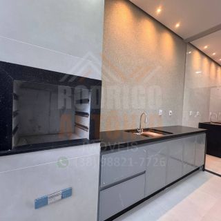 Casa à venda com 3 quartos sendo 1 suíte no Condomínio Vila Segura