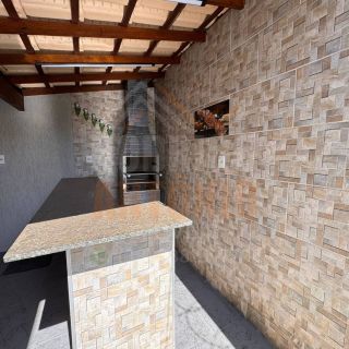 Casa à venda com 3 quartos sendo 1 suíte no Bairro Belvedere