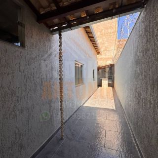 Casa à venda com 3 quartos sendo 1 suíte no Bairro Belvedere