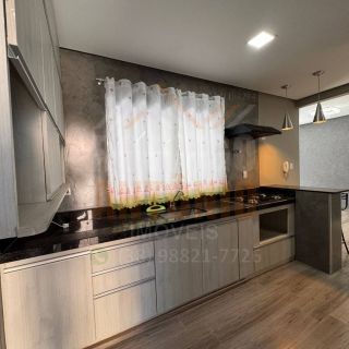 Casa à venda com 3 quartos sendo 1 suíte no Bairro Belvedere