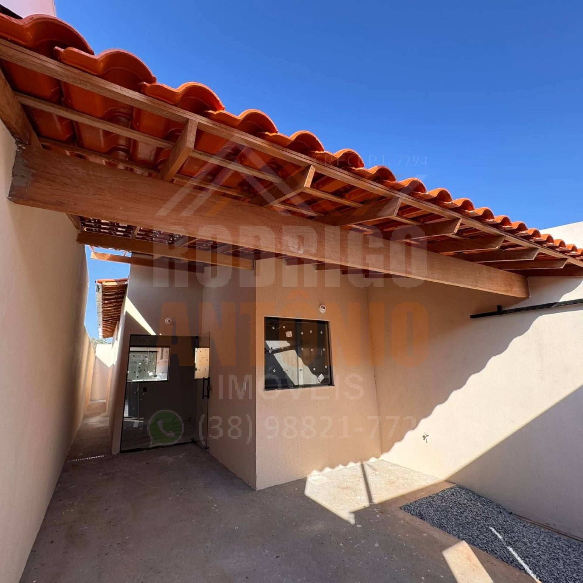 Casa à venda com 2 quartos no bairro Portal dos Ipês