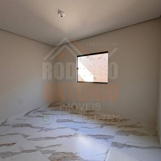 Casa à venda com 2 quartos no bairro Portal dos Ipês