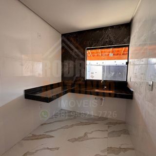 Casa à venda com 2 quartos no bairro Portal dos Ipês