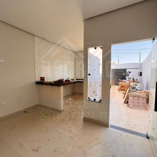 Casa à venda com 2 quartos no Bairro Interlagos