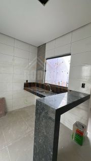 CASA NO BAIRRO CARMELO – OPORTUNIDADE IMPERDÍVEL!