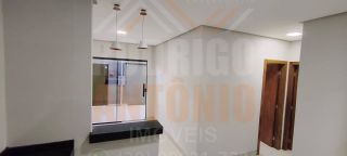 CASA À VENDA NO BAIRRO JARDIM OLÍMPICO