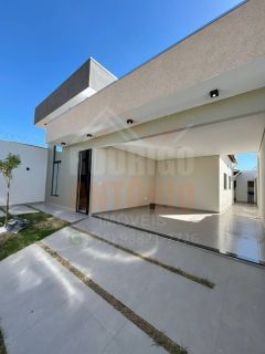 LINDA CASA A VENDA NO RESIDENCIAL SUL, 3 QUARTOS SENDO 1 SUÍTE