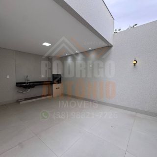 Casa a venda com 3 quartos, 1 suíte no bairro Jardim Palmeiras em Montes Claros