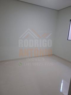 Casa Para Vender com 3 quartos no bairro Residencial Sul Jacarandás em Montes Claros