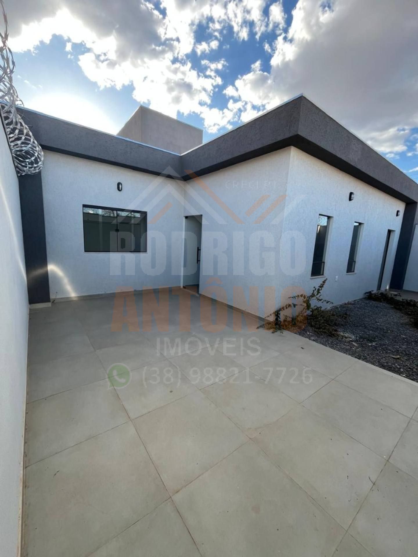 Casa Para Vender com 2 quartos no bairro Mirante do Sol em Montes Claros