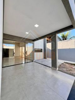 Casa Para Vender com 3 quartos 1 suítes no bairro Belvedere em Montes Claros