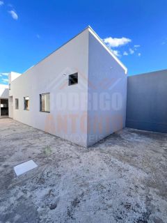 Casa Para Vender com 3 quartos 1 suítes no bairro Belvedere em Montes Claros